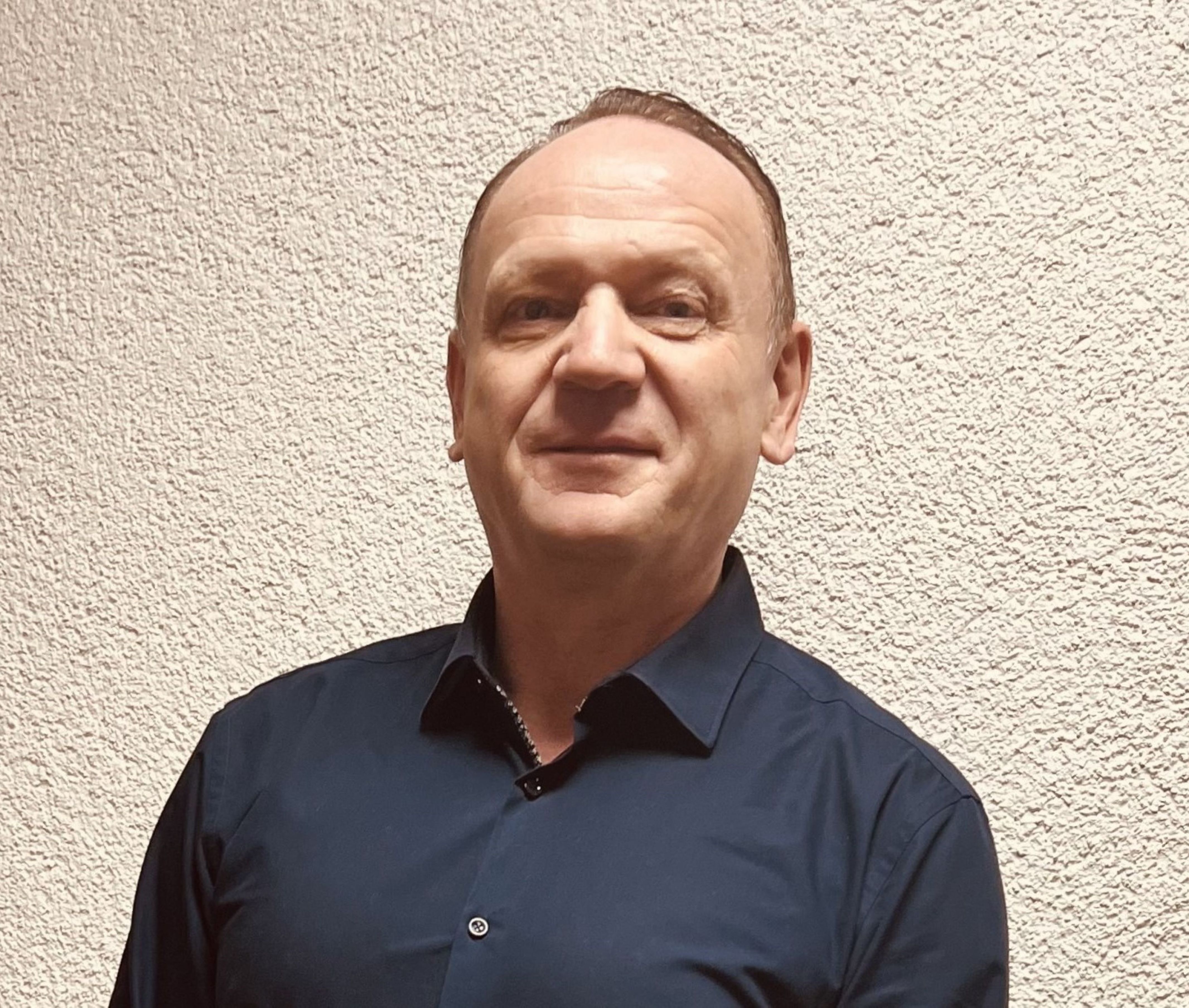 Herr Hain Foto - Homepage quer.jpg Herr_Hain_Foto_-_Homepage_quer.jpg